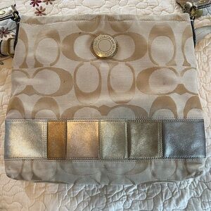 Y2k Vintage Gold Coach Bag - Gem